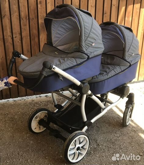 Коляска для двойни или погодок