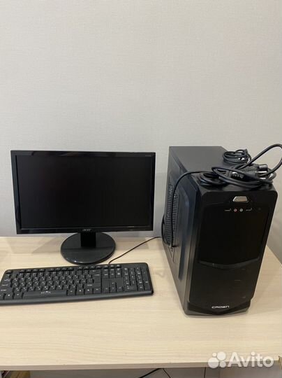 Монитор процессор и клавиатура