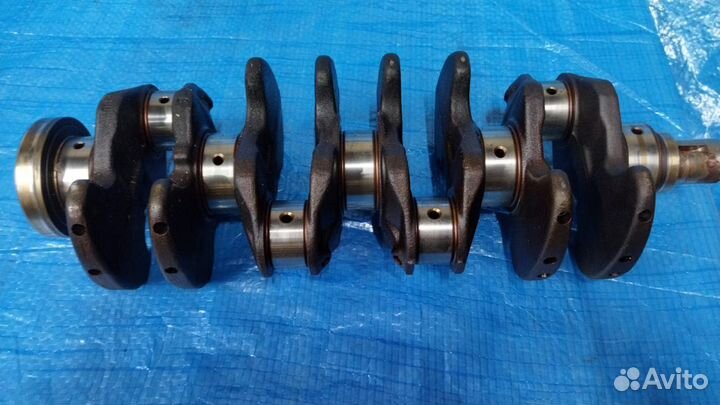 Коленвал Mitsubishi 4g93