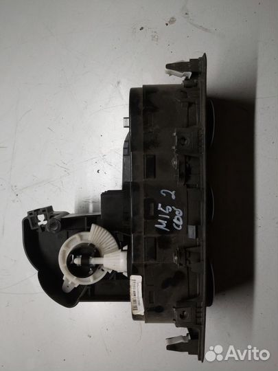 Блок управления отопителем Kia Rio 3