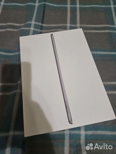 Apple iPad 9.7 (2018)