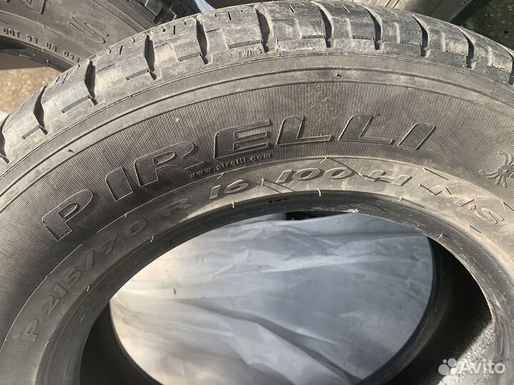 Pirelli Scorpion SRT 215/70 R16