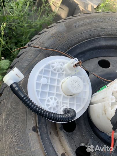 Бензанасос на KIA RIO 4