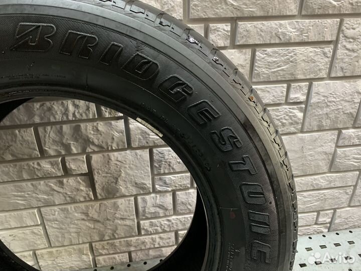 Bridgestone Dueler H/T 684II 265/60 R18