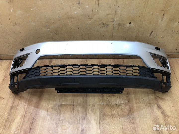 Бампер передний Volkswagen Tiguan 2017+