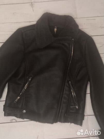 Кожаная куртка (дублёнка) Mango