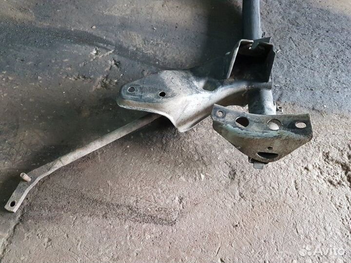 Балка подвески передняя Toyota Town Ace CR27 2CT