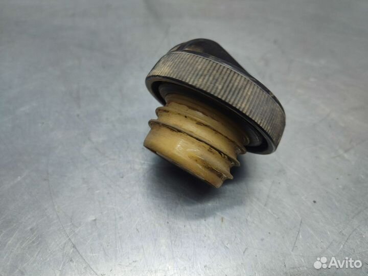 Крышка бензобака Nissan Almera N15 1998 г.в