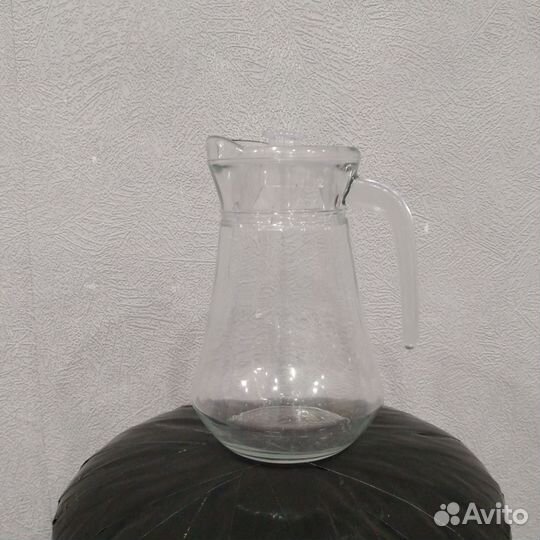 Графин кувшин