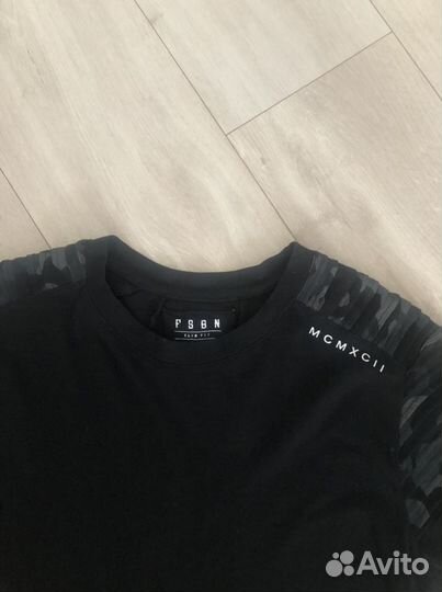 Футболка женская