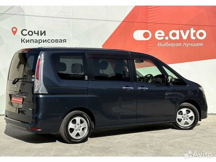Nissan Serena 2.0 CVT, 2012, 200 000 км