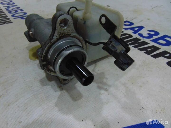 Цилиндр тормозной главный для Kia Spectra 2001-201