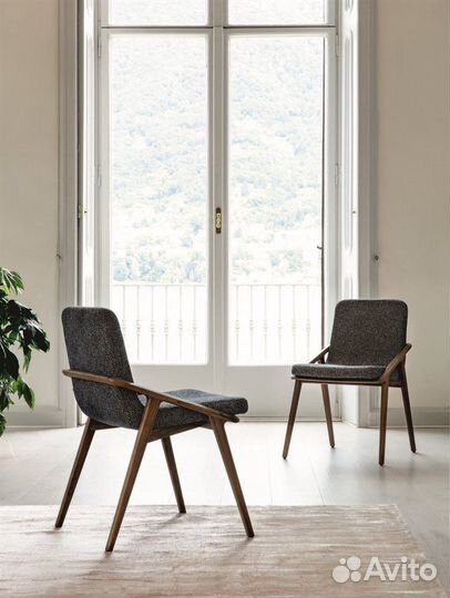 Стул обеденный