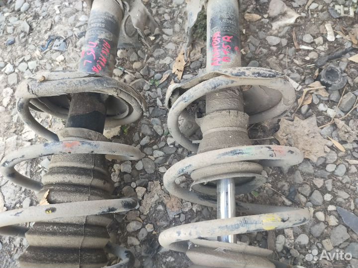 Стойка передняя ниссан альмера n15