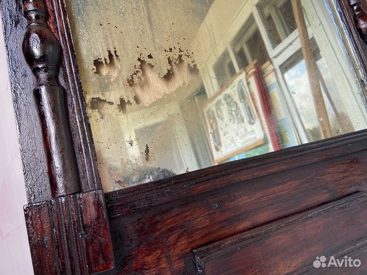 Зеркало старинное