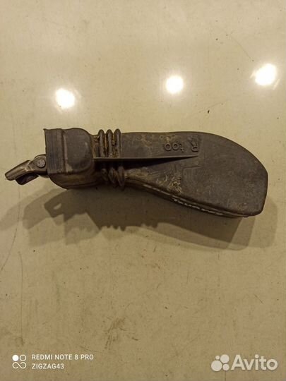 Ограничитель двери(задний левый)