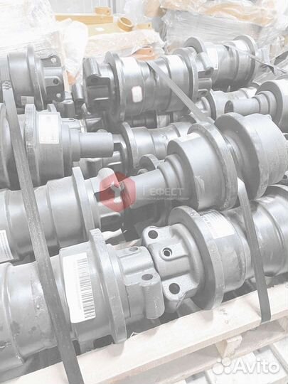 Каток поддерживающий Komatsu PC160LC-7