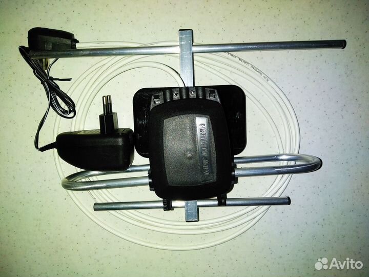 Продаю активные комнатные антенны 