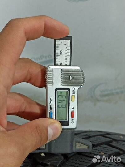 Gislaved Nord Frost 200 185/65 R15 92T