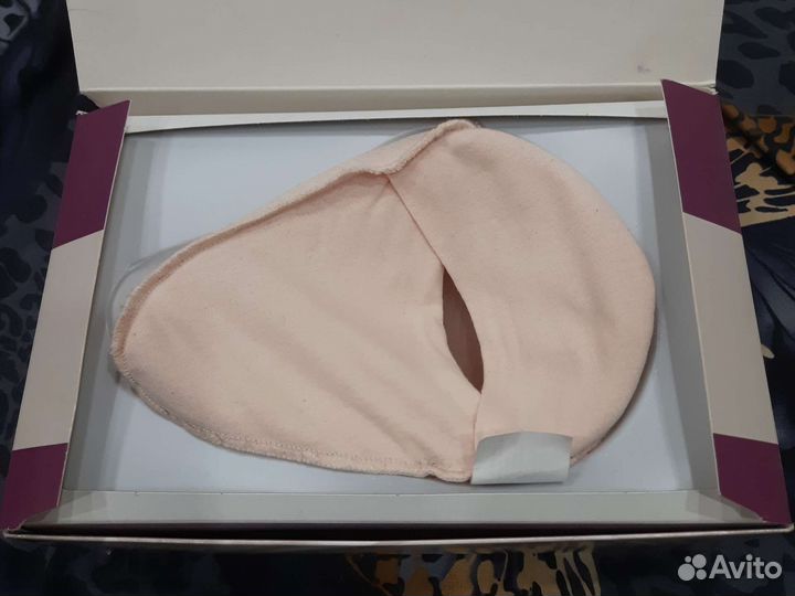 Протез молочной железы левый