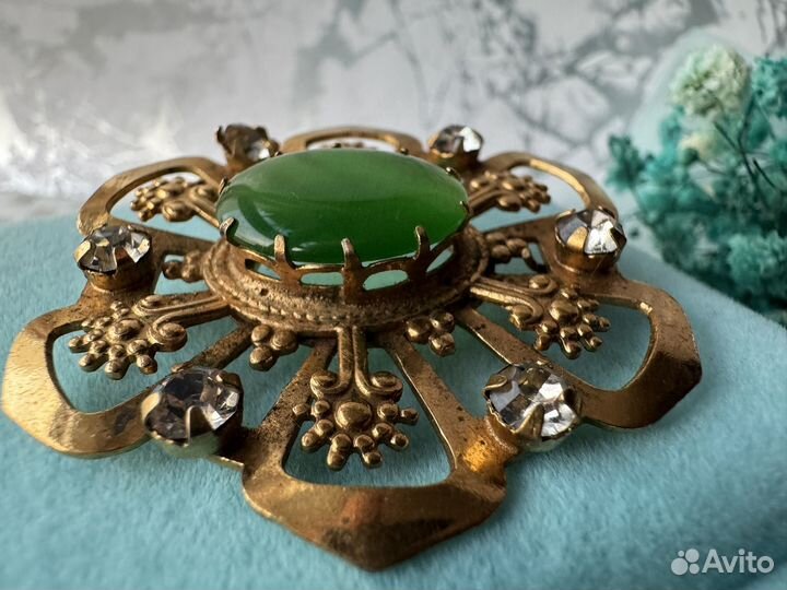 Брошь узорная чешское стекло позолота СССР винтаж