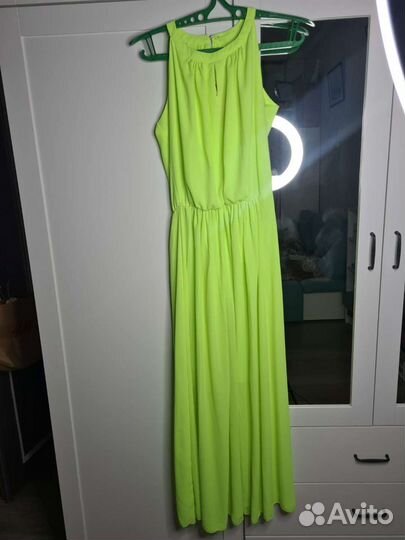 Платье в пол