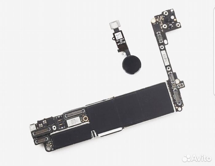 Материнская плата на iPhone 7
