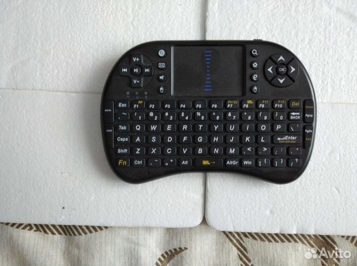 Bluetooth клавиатура