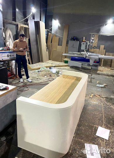 Ресепшн для игрового центра