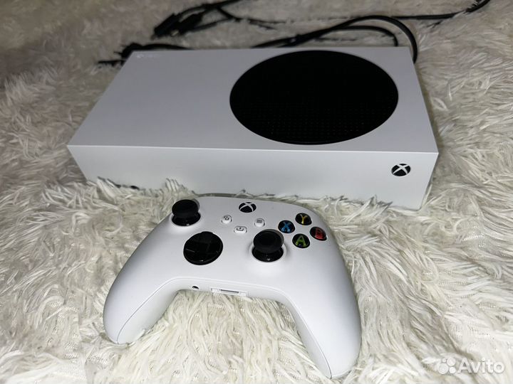 Xbox series S + Гемпад / xbox SX