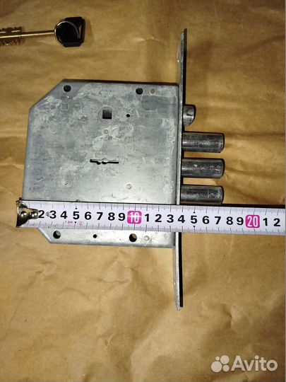 Замок гаражный