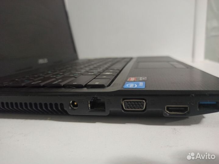 Ноутбук asus