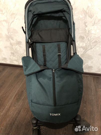 Прогулочная коляска tomix