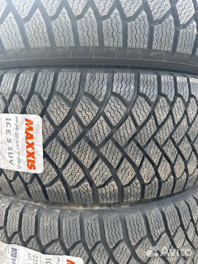 Maxxis Premitra Ice 5 SUV / SP5 225/60 R17 99T