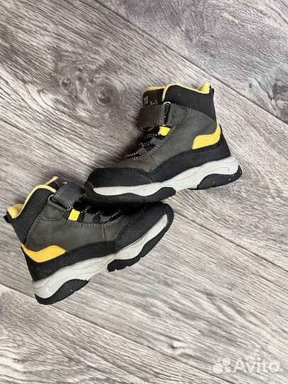 Ботинки демисезонные 23 размер