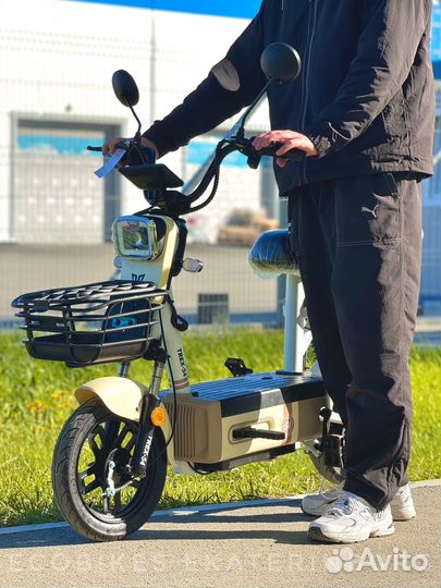 Электросамокат с сиденьем