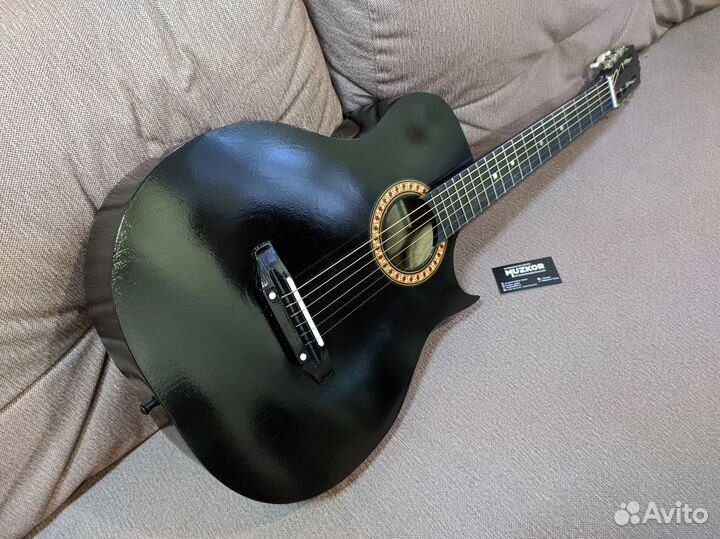 Гитара с чехлом (комплект)