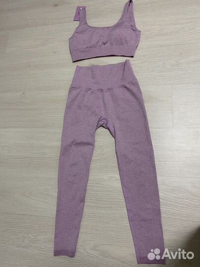 Костюм для фитнеса женский