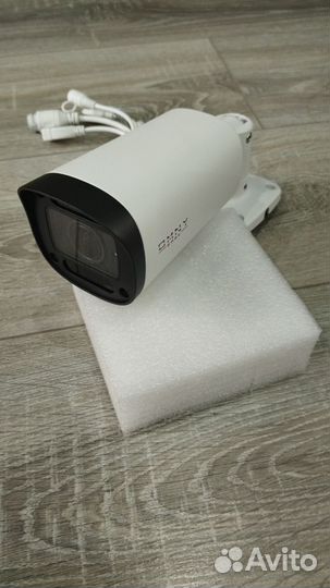 Цифровая видеокамера