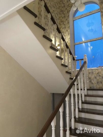 Лестница в частный дом, гараж