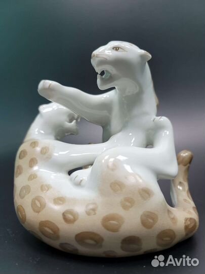 Статуэтка дерущиеся леопарды Дфз Вербилки СССР