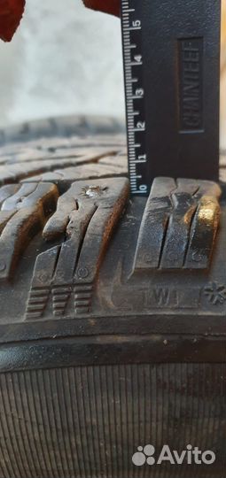 Tigar Sigura Stud 215/55 R16 97T