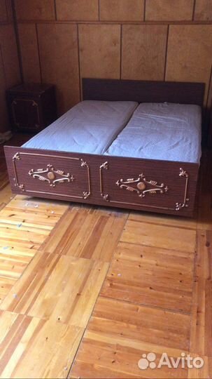 Шкаф 2 шт и трельяж с зеркалом