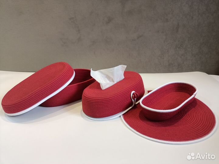 Корзина, салфетница, салфетки