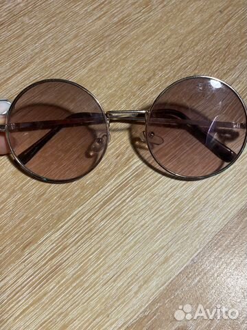 Солнцезащитные очки New Yorker