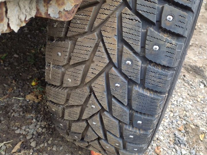 Диски в сборе с резиной. Шевроле Нива