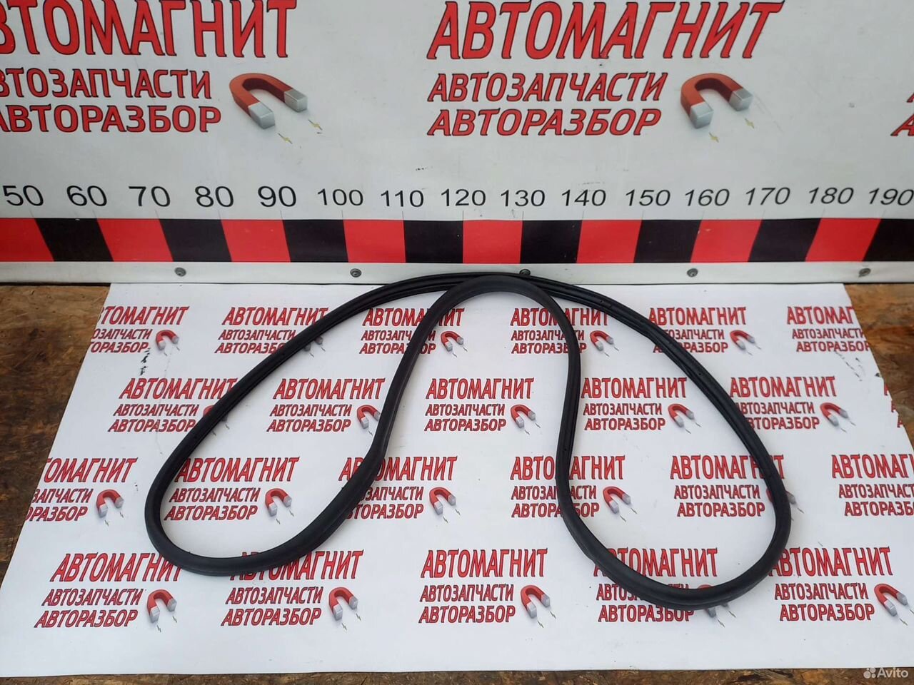 Уплотнитель двери передней левой Рено Аркана