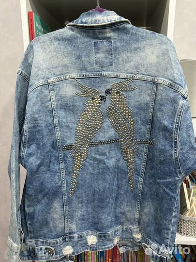 Джинсовая куртка