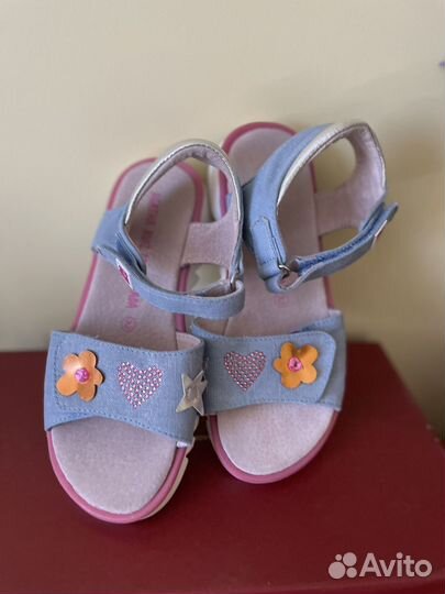 Сандали agatha ruiz de la prada 32 рр