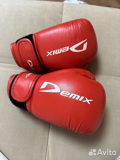 Боксерские перчатки 6oz